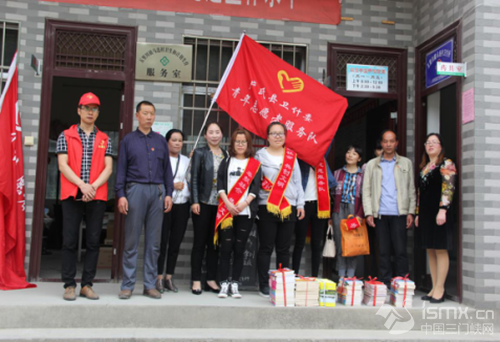 卢氏县卫计委深入结对帮扶村开展农村 精神文明创建活动