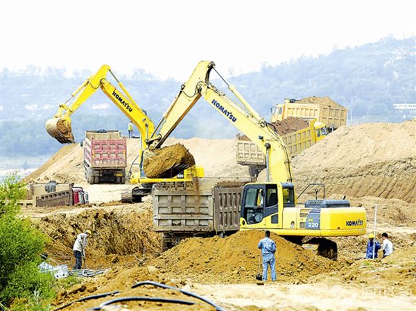 建基地 带农户 助脱贫