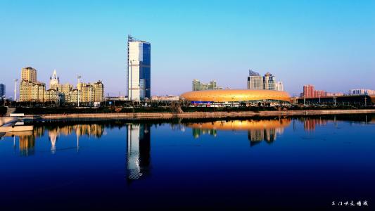 市政府第七次常务会议暨文明城市创建和百城建设提质工程工作领导小组会议召开
