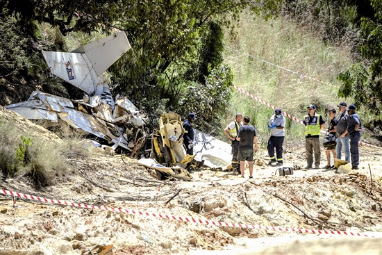 南非约翰内斯堡一轻型飞机坠毁
