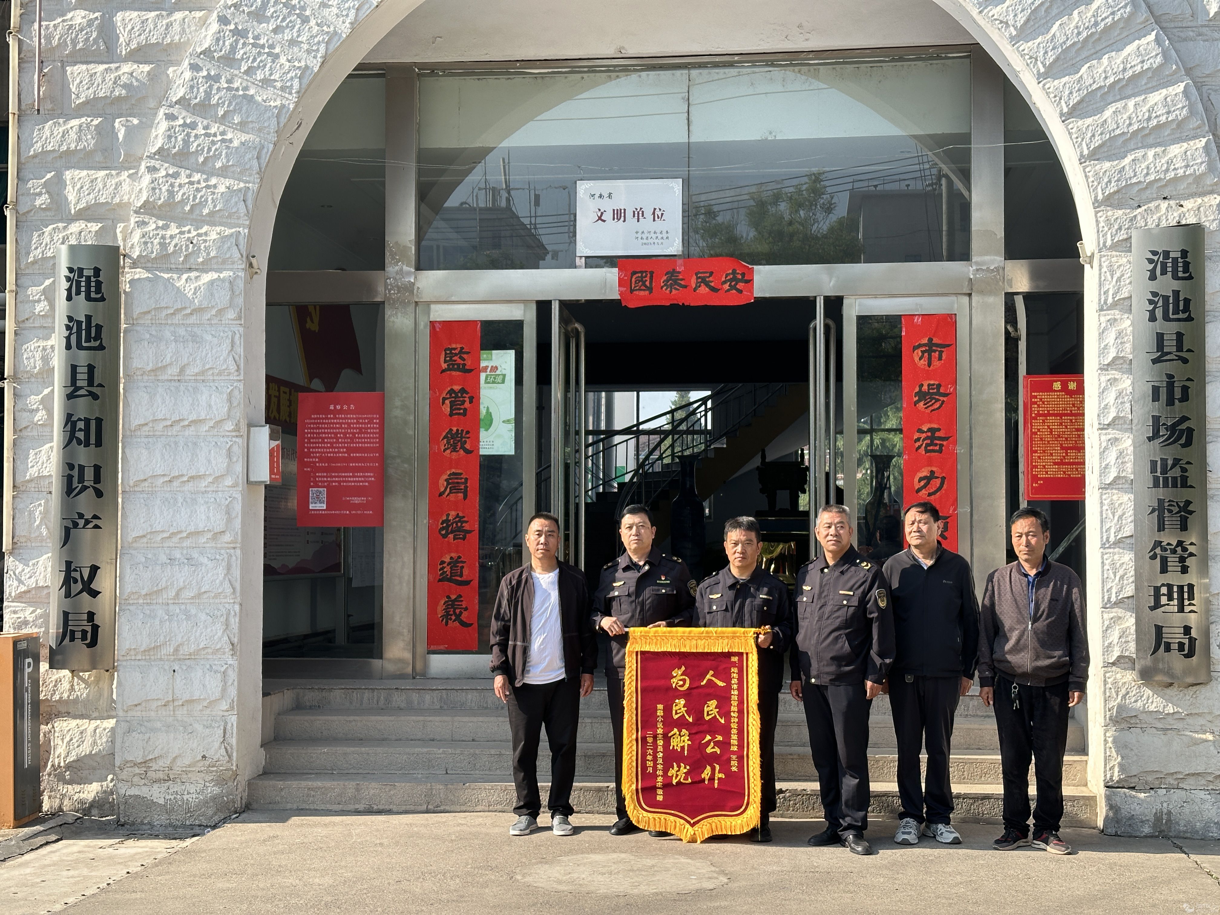 �����ذ������ ��������м��ˡ�